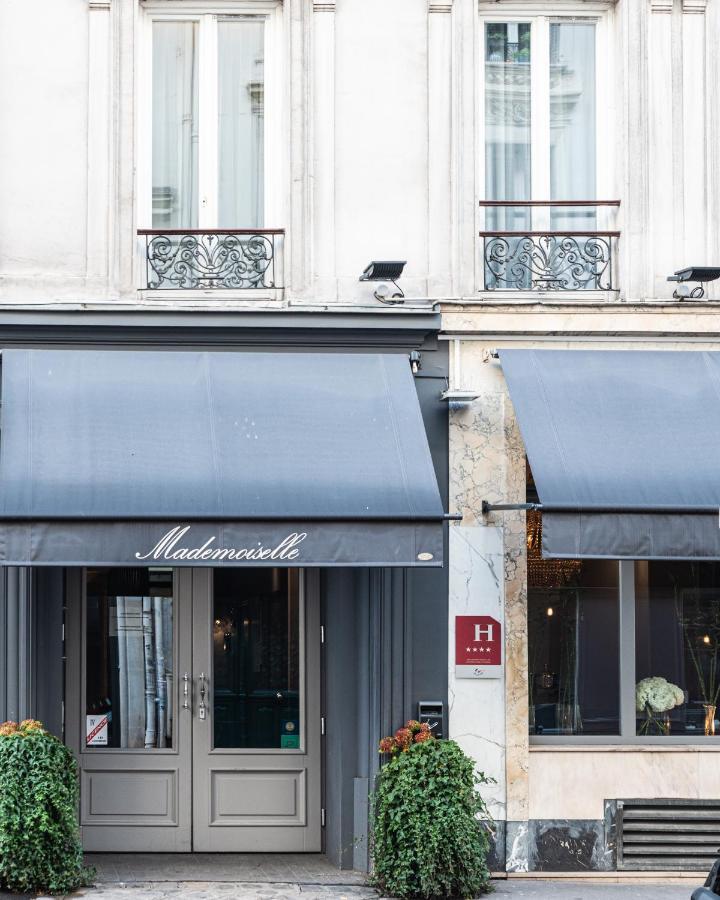 Mademoiselle París